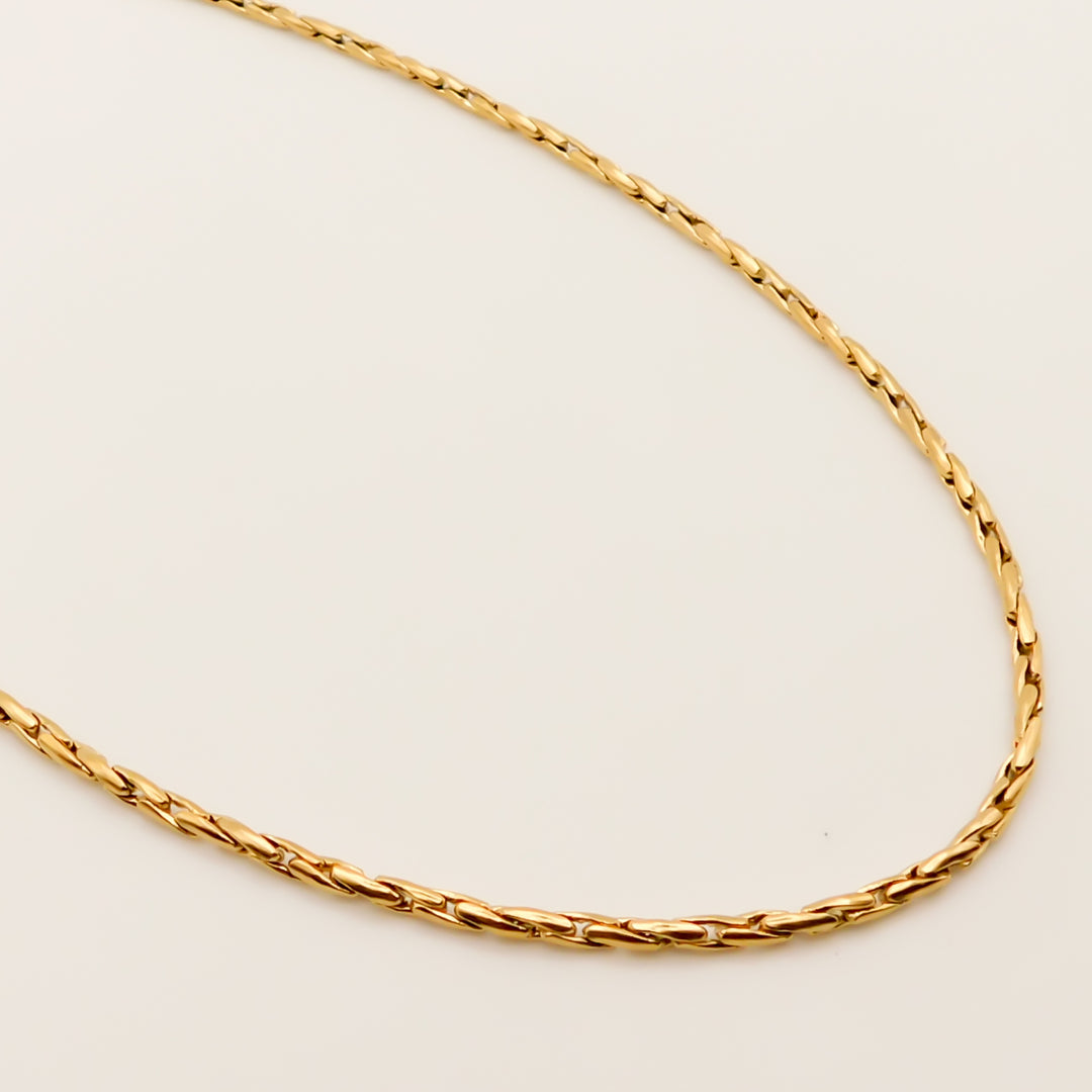 Hallie Twisted Boston Chain Necklace, Gold