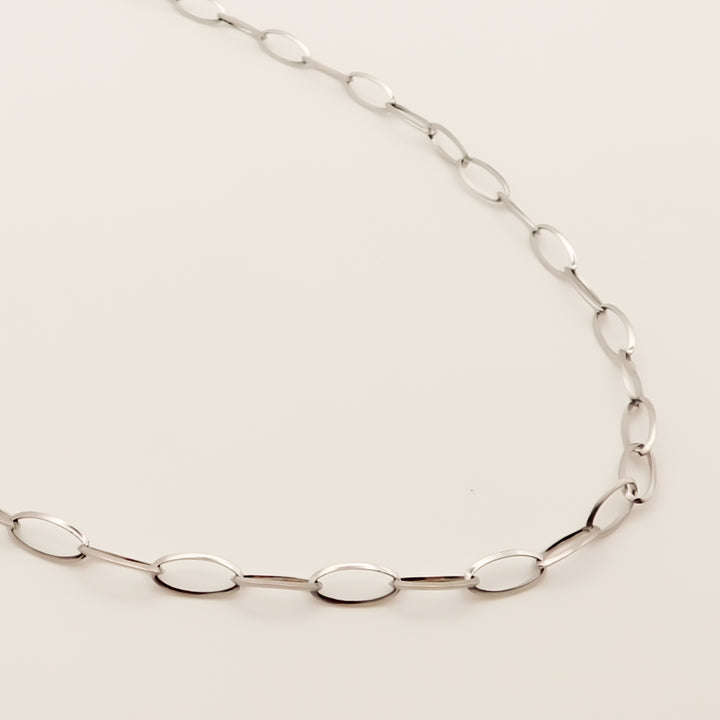 Lyra Oval Paperclip Chain Necklace, Silver