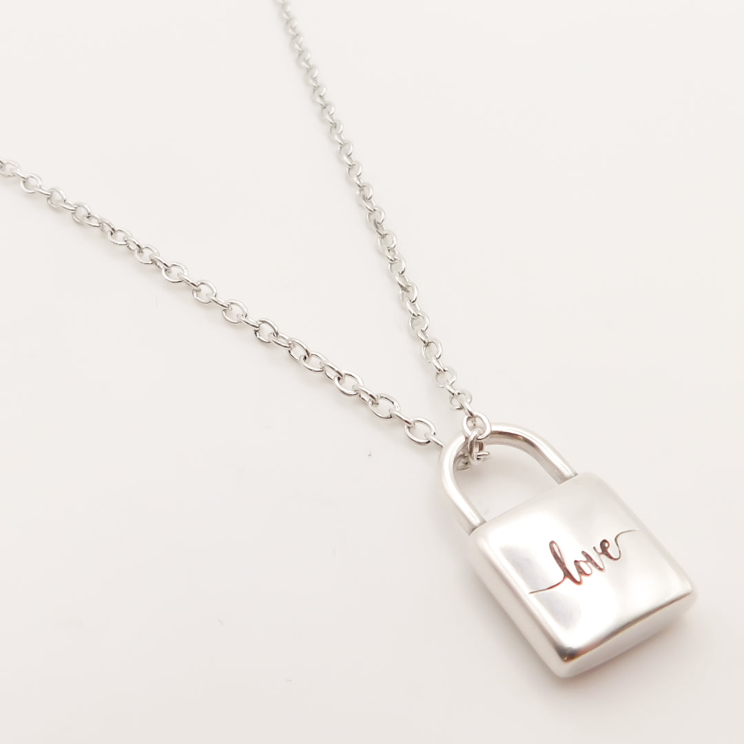 Outlet- Fine Chain Necklace with Love Padlock, Silver