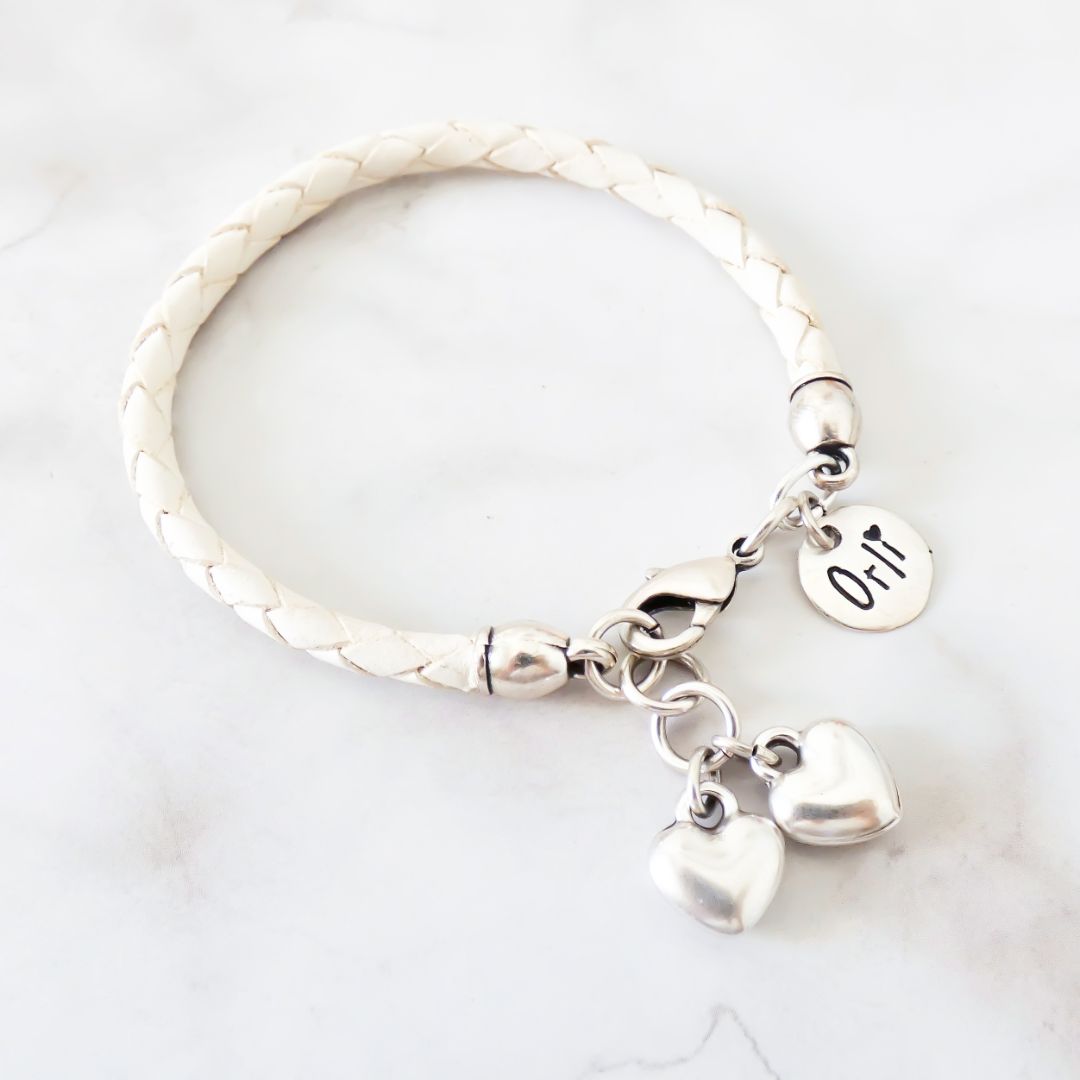 Outlet- Twin Hearts Friendship Bracelet, White