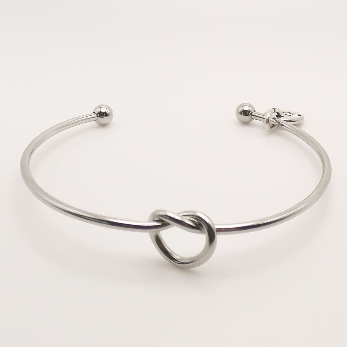 The Original Knot Bangle – Yearly Co.