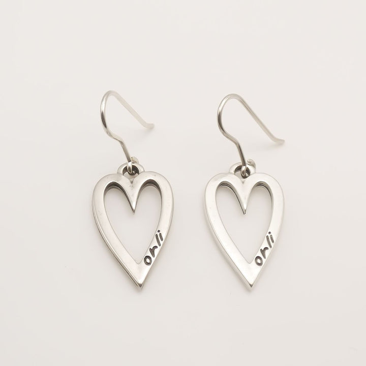 Outlet- Mini Open Heart Hook Earrings
