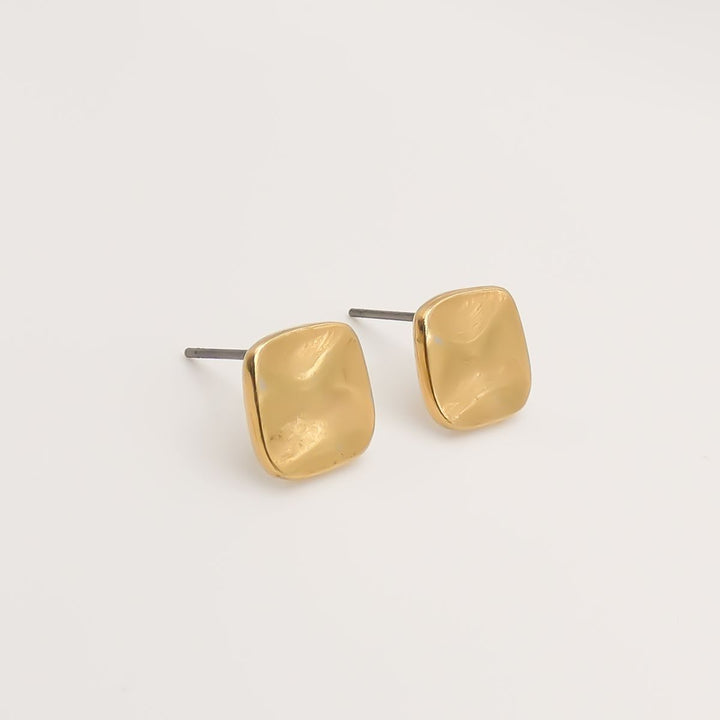 Outlet- Hammered Square Stud Earrings, Gold