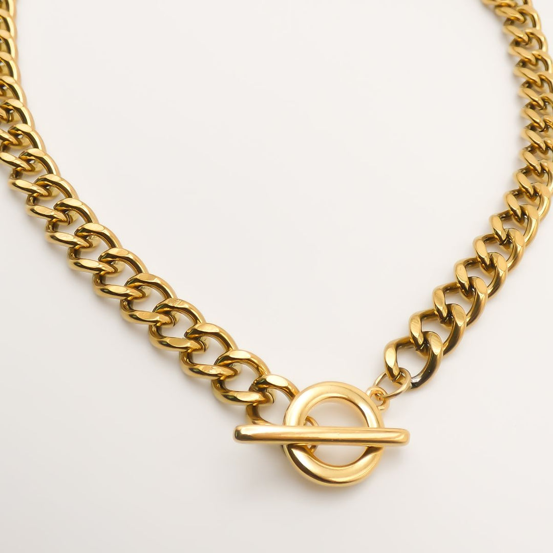 Outlet- Chunky Curb T-Bar Necklace, Gold