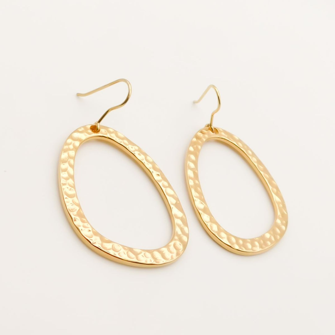 Outlet- Mottled Oval Hook earrings, Gold