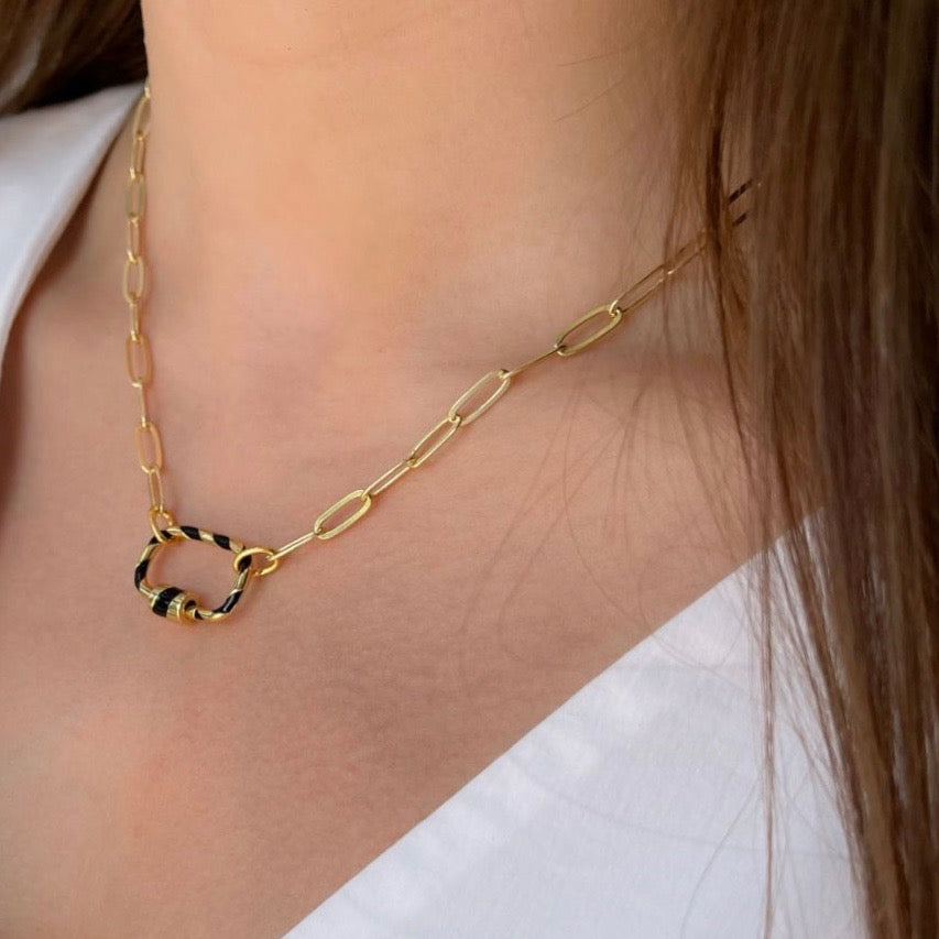 Outlet- Paperclip chain necklace with enamel-style lock, Gold and Black