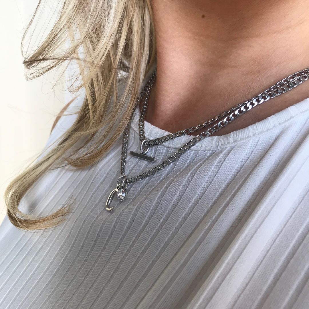 Outlet- Curb Chain Necklace with T-Bar Pendant, Silver